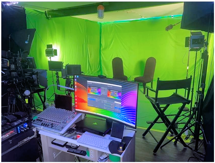 Xcarii XIi / Dragon Entertainment, Photo media Studio...