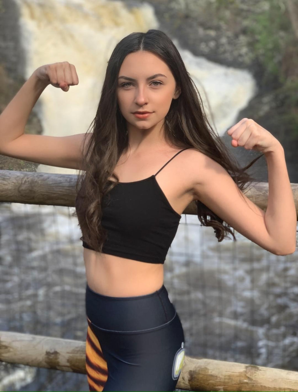 Xcarii - Moisture Absorbing V-Neck