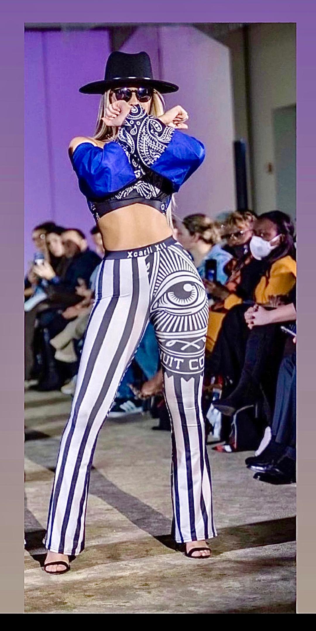 The Eye of Xii Flare Leggings